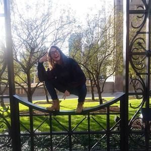 Meet your Posher, Julee